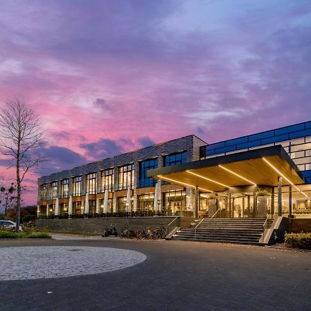 Van Der Valk Hotel Heerlen Exteriör bild