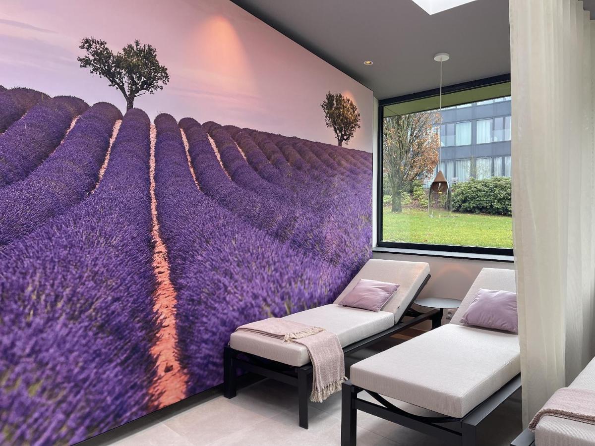 Van Der Valk Hotel Heerlen Exteriör bild